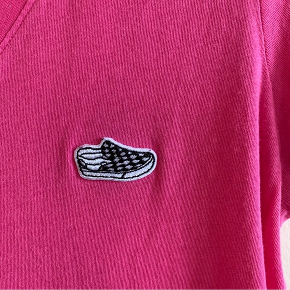 VANS pink v-neck TEE SHIRT . - Picture 3 of 3